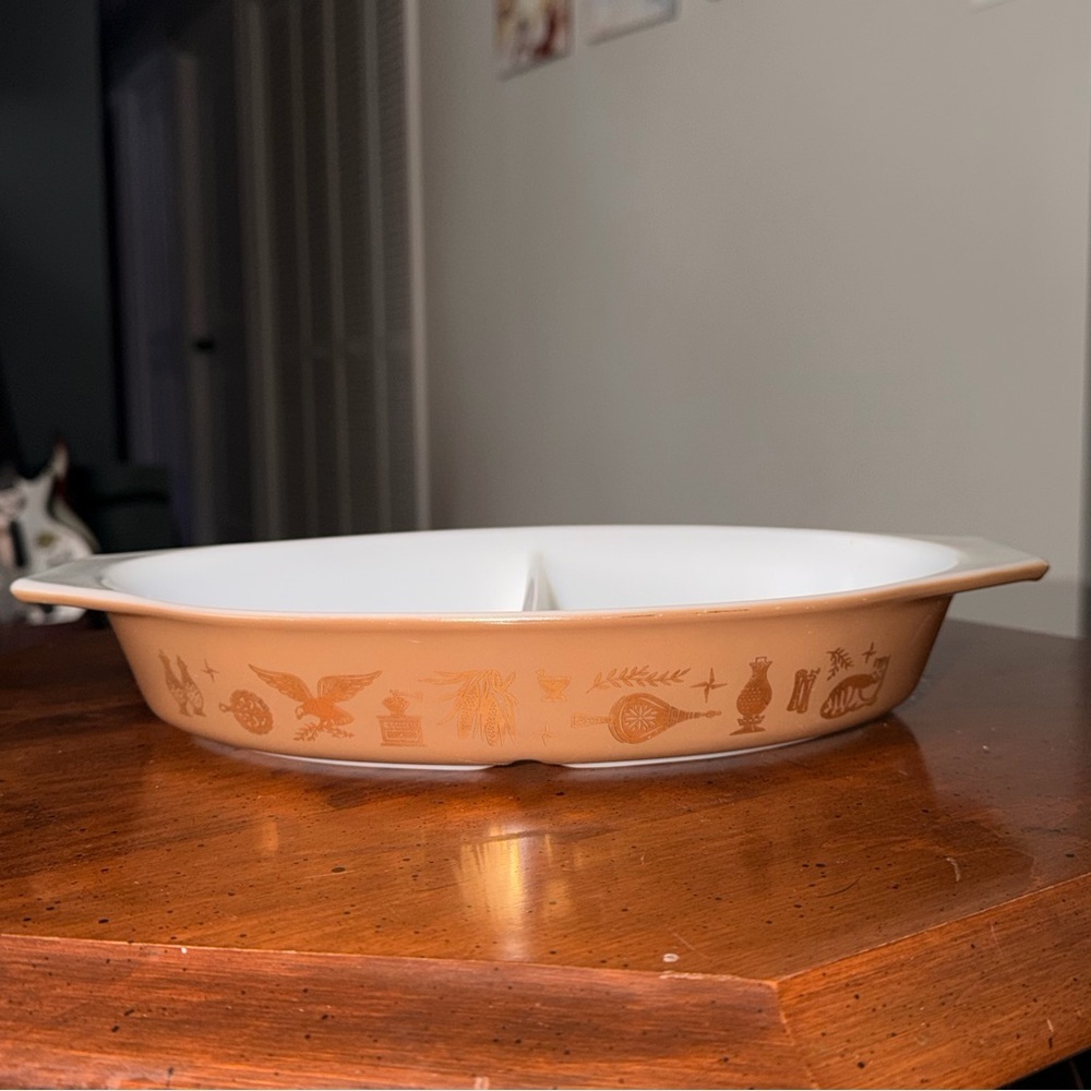 PYREX Brown and White Divided Dish